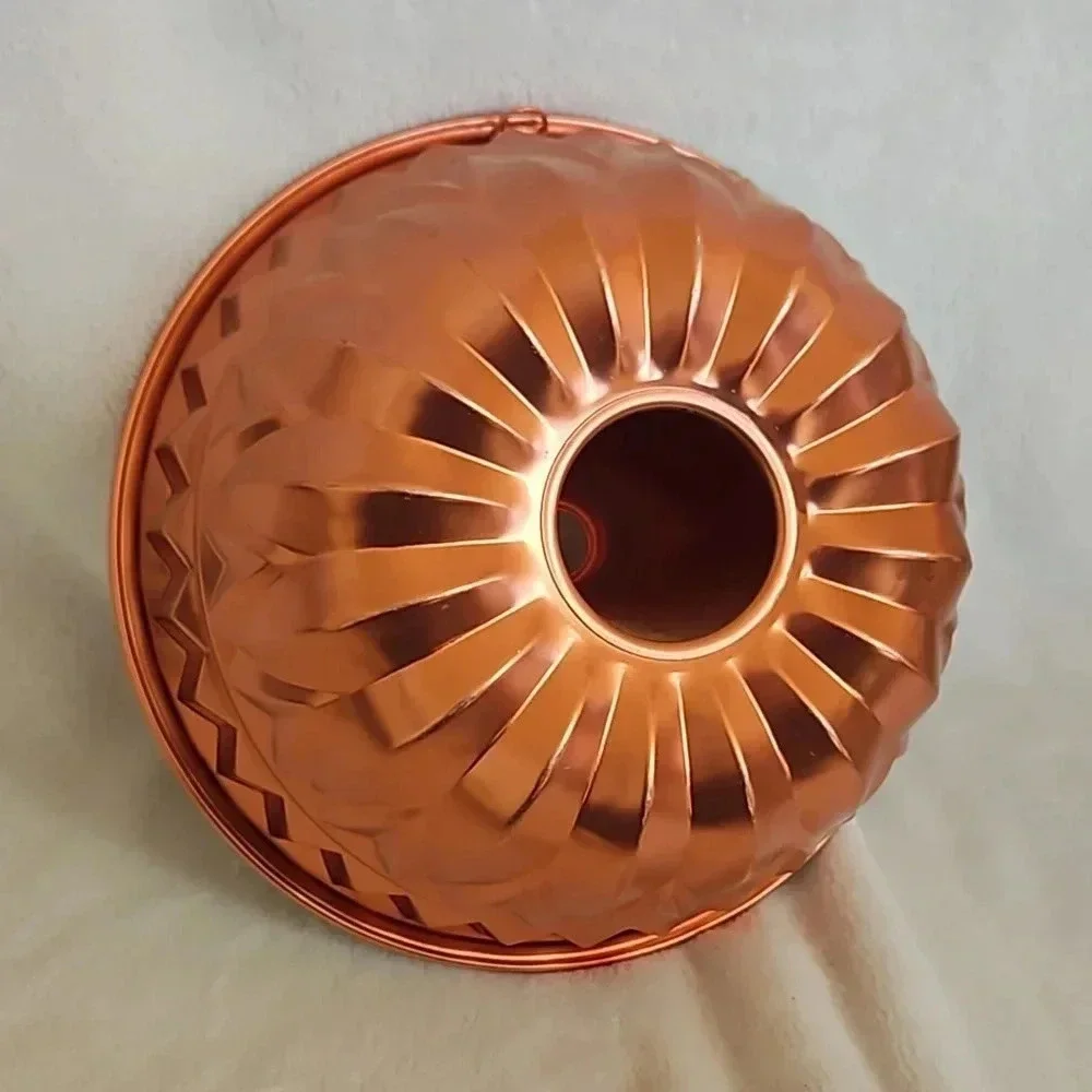 VINTAGE MOLD